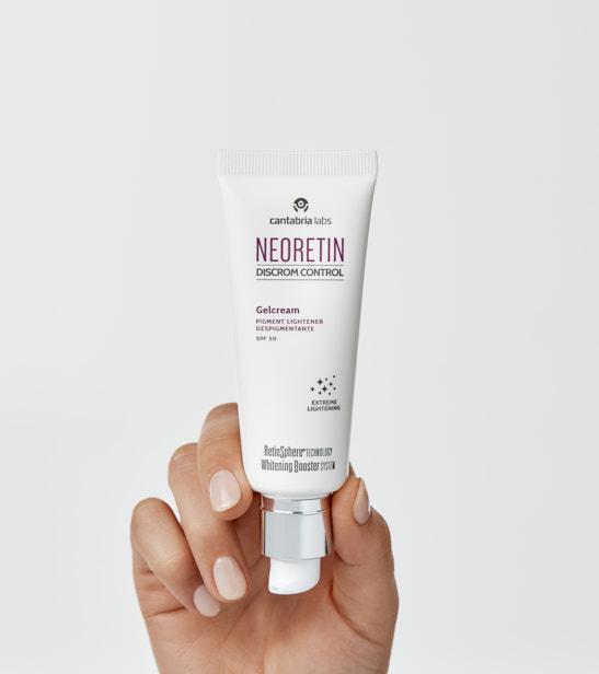 Освітлюючий гель-крем для шкіри з пігментацією SPF50 Cantabria Labs NEORETIN discrom control gelcream - Зображення 3