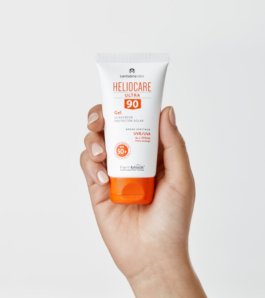 Сонцезахисний гель Ультра90 SPF 50 для комбінованої та жирної шкіри Cantabria Labs HELIOCARE ULTRA GEL - Зображення 2