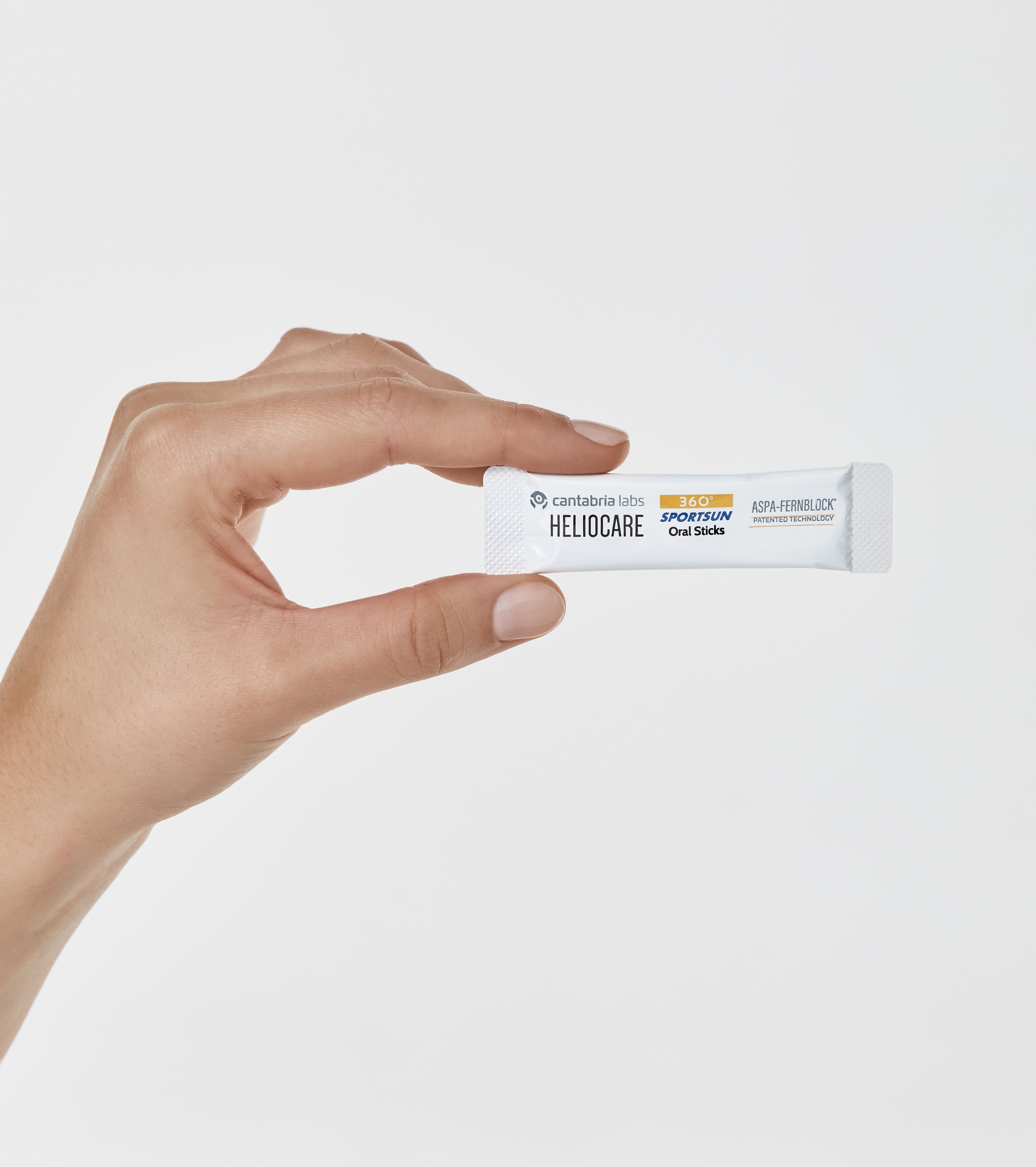 Сонцезахисні стіки для занять спортом SPF50+ Cantabria Labs HELIOCARE 360º SPORTSUN 30 STICKS - Зображення 4