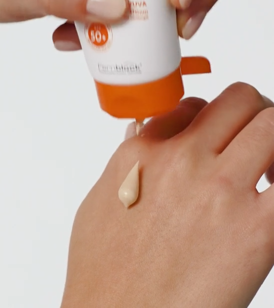 Сонцезахисний гель Ультра90 SPF 50 для комбінованої та жирної шкіри Cantabria Labs HELIOCARE ULTRA GEL - Зображення 4